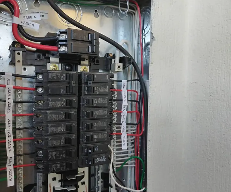 Trabajos Electricos ARMultiservicios